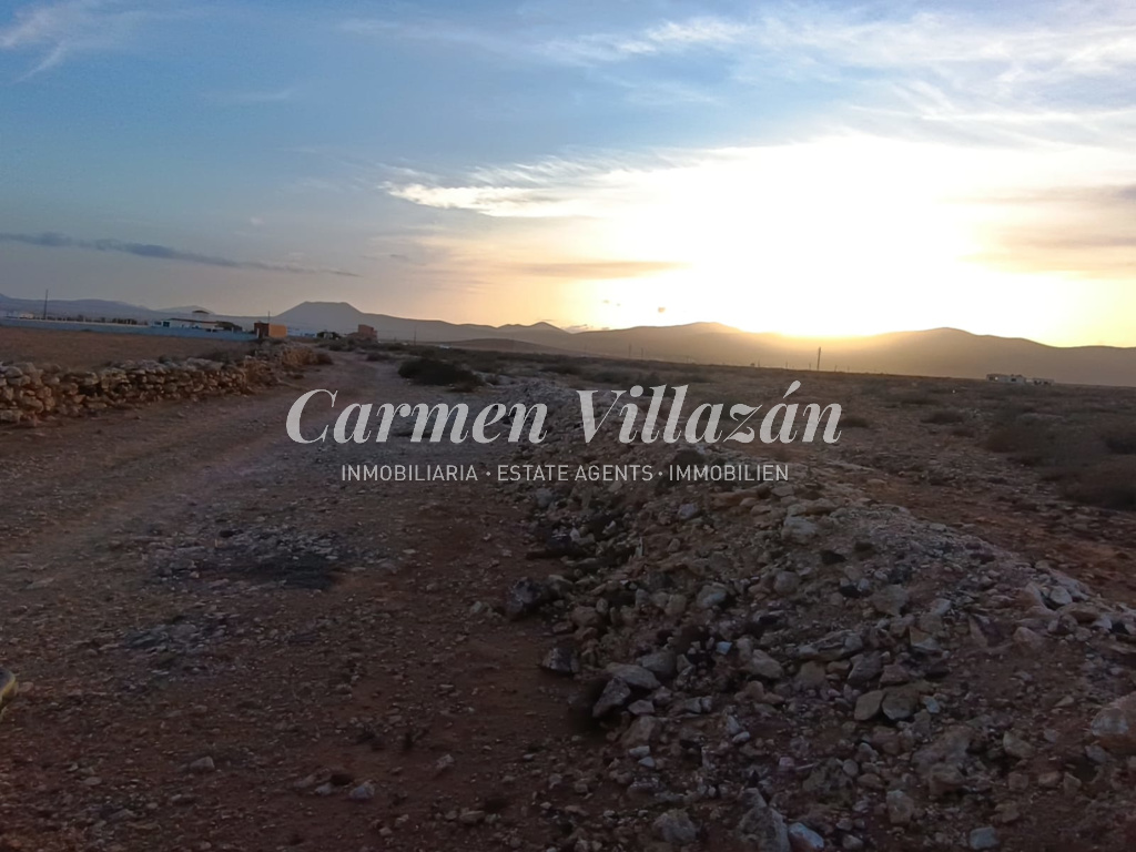 Parcela Triquivijate