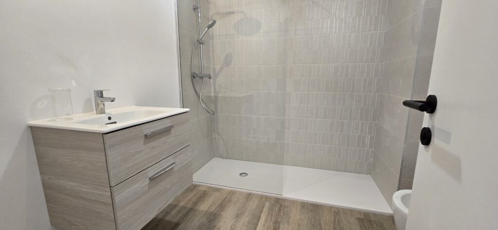 Baño principal The Elysian Collection