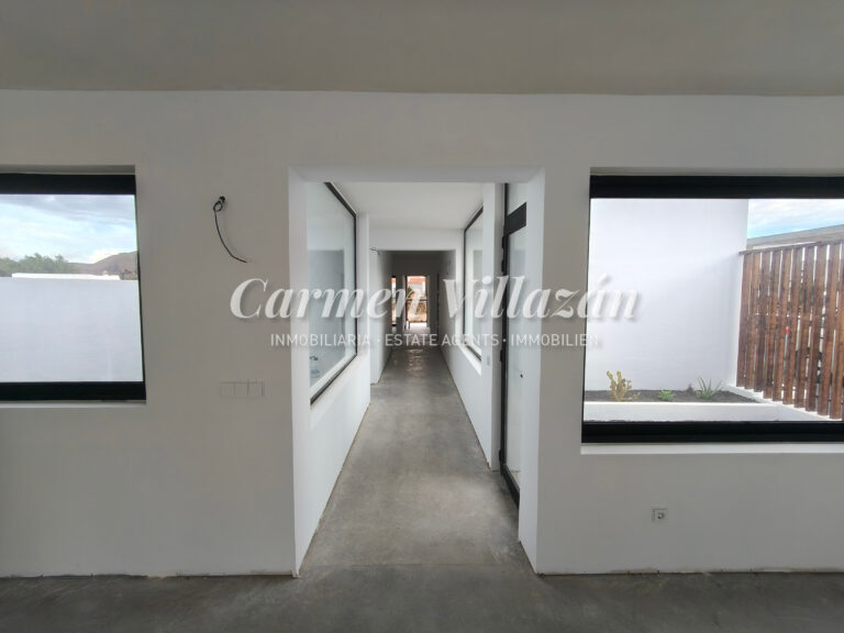 24-PASILLO SALÓN (1)