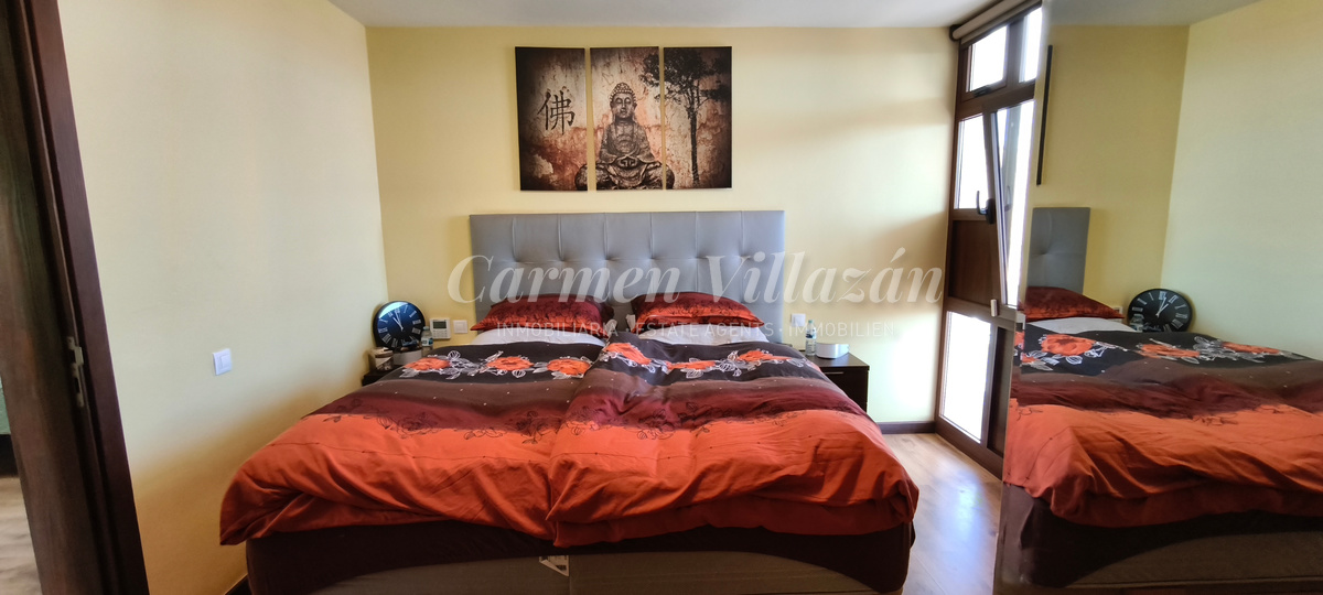 Dormitorio principal en la villa de Los Estancos.