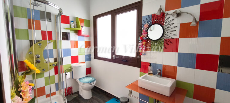 baño planta baja villa en venta