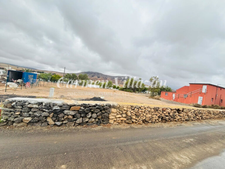 villa de lujo en los estancos terreno 2832