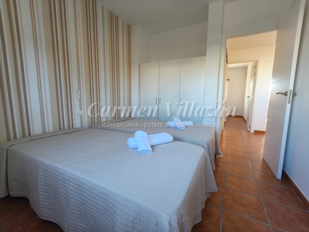 Dormitorio 2 en apartamento en venta en Las Fuentes, Corralejo.