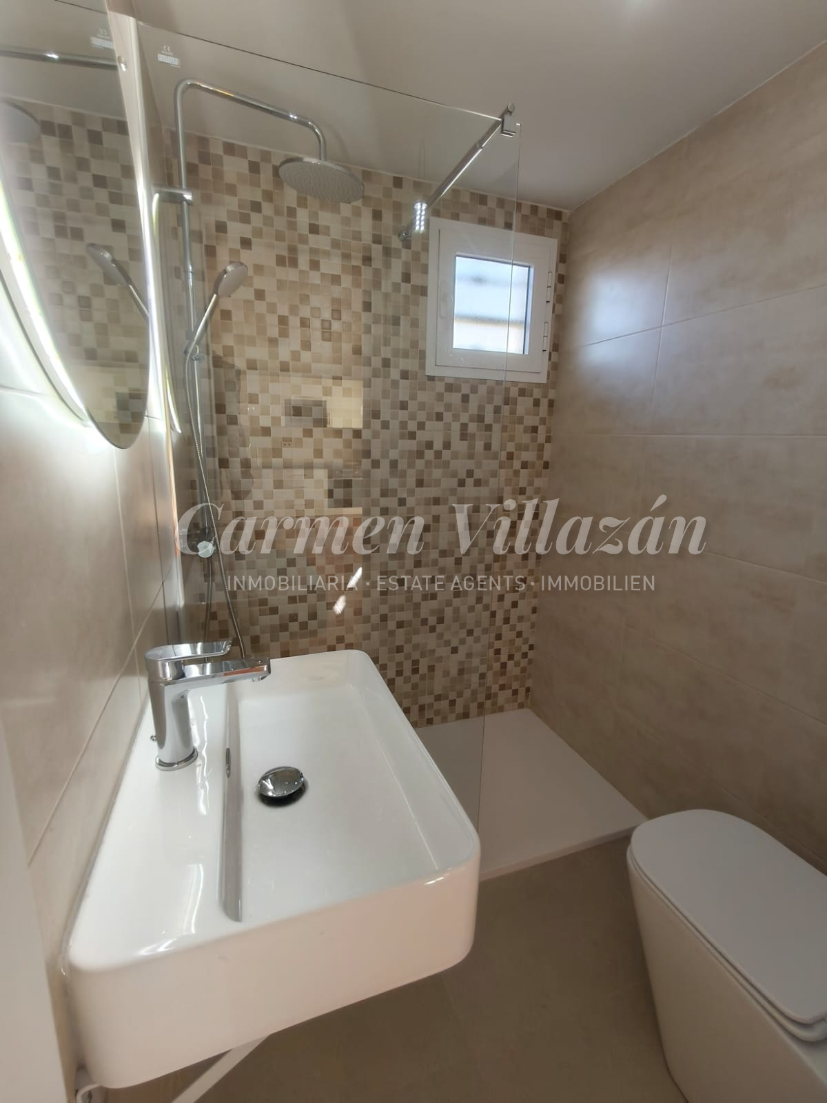 Baño reformado en Las Fuentes, Corralejo.